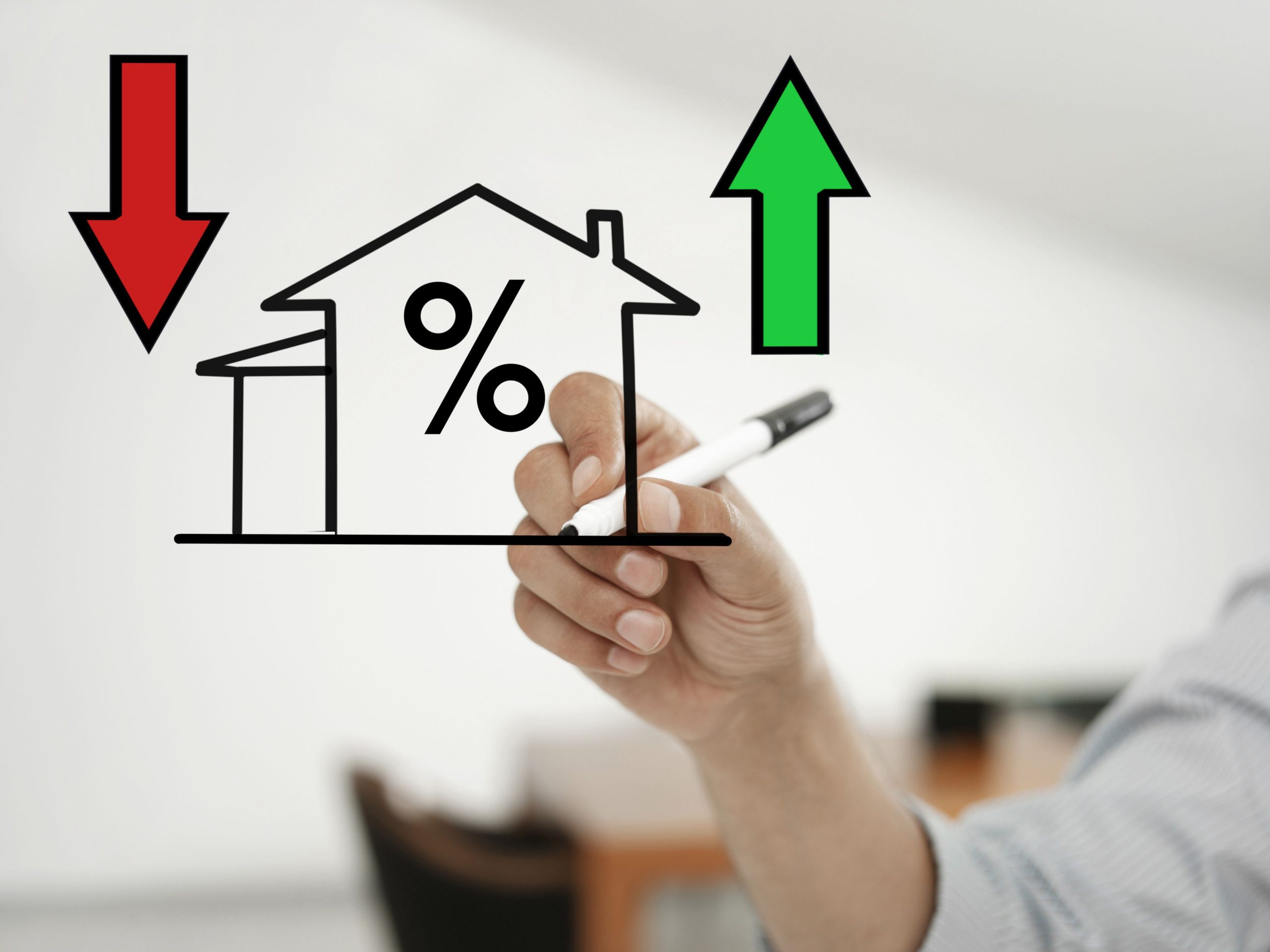 Average five-year fix falls below 5% for first time since May: Rightmove – Mortgage Strategy